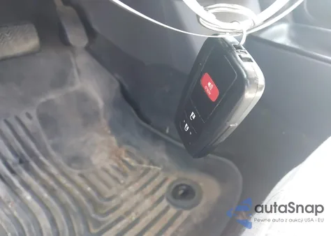 2016 Toyota Prius Two z USA, uszkodzony, nr VIN JTDKBRFU3G3519960